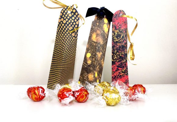 Free Christmas SVG Ornament Gift Box – 3D SVG for Festive Digital Products